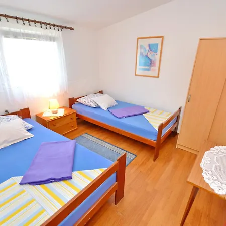 Apartment With Parking Space - 10407 Vir