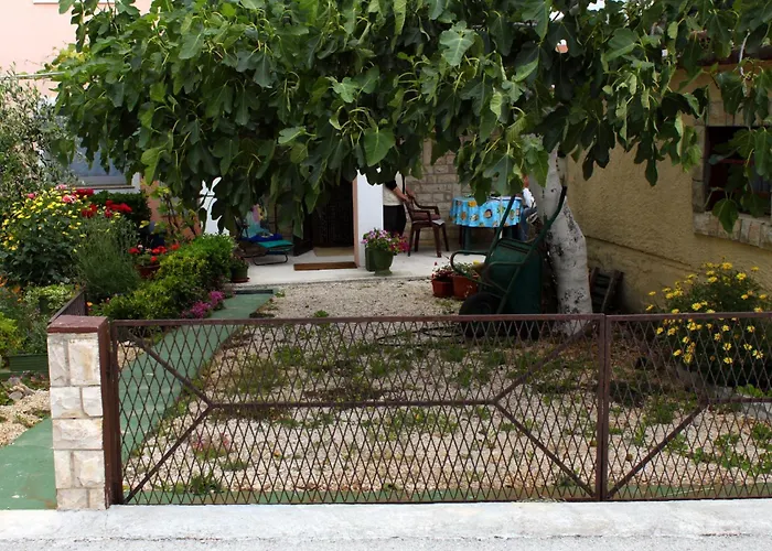 With Parking Space - 10407 Апартаменты *